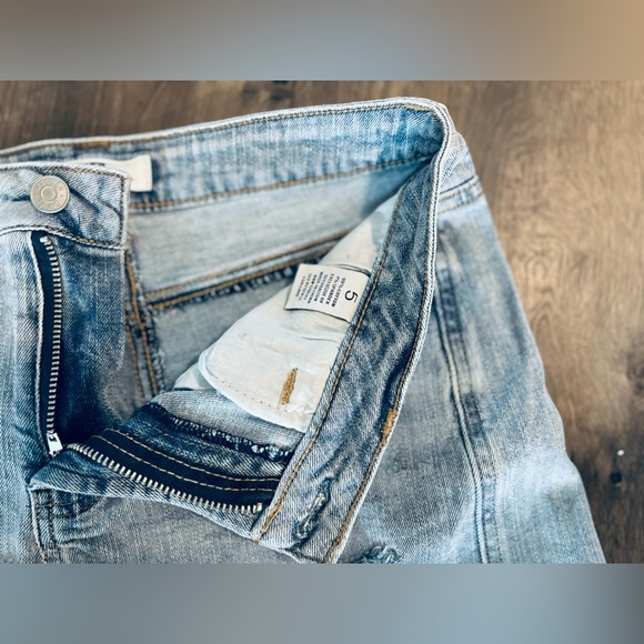 Madden NYC Lace Denim Shorts - Picture 5 of 5